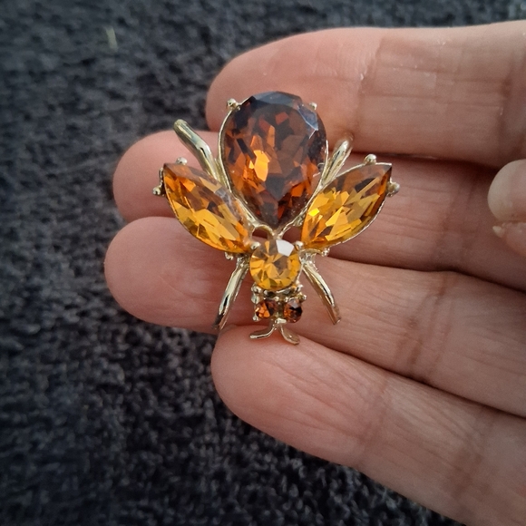 Brooch Rhinestone Fly - Picture 4 of 4